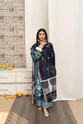 Lilac Embroidered Lawn 3Pcs Suit Set with Printed Diamond Dupatta